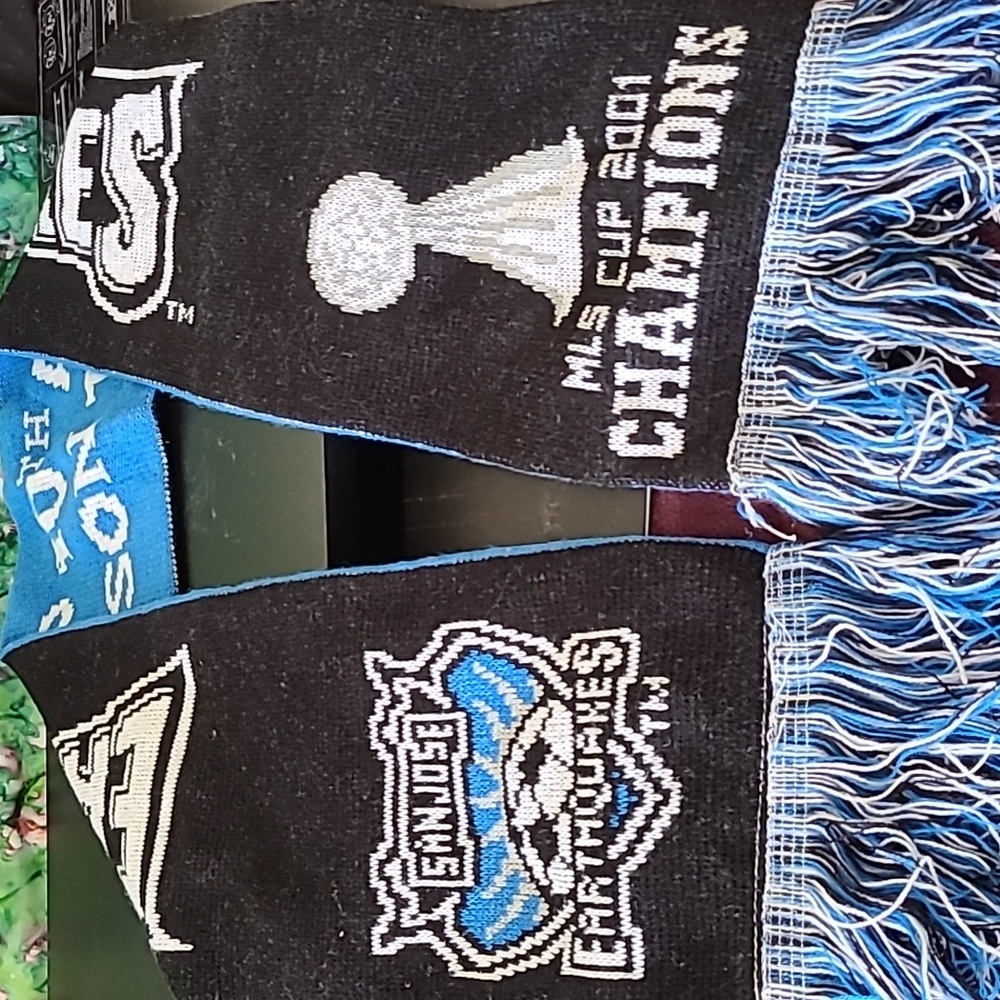 San Jose Earthquakes 2001 Scarf